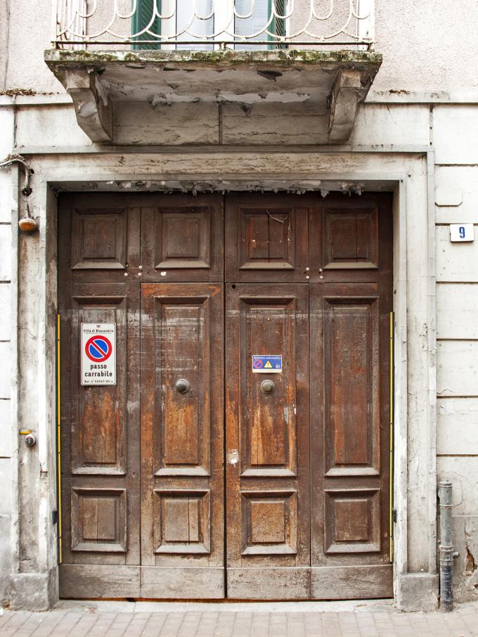 Eine Haustür in Alessandria